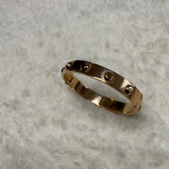 🔥Michael Kors Gold Bracelet with faux 💎 - Picture 9 of 10